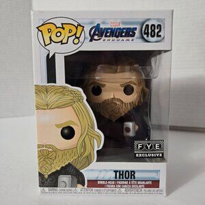 Pop! Movies - Avengers Endgame - Thor (w/ Mjolnir & Stormbreaker) #482 FYE Excl